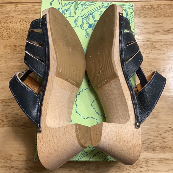 (FREE) Vintage 1960s barefoot frolics by Miller- Christie sandals - Picture 7 of 12